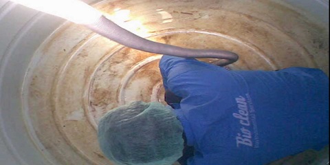 Overhead_Water_Storage_Tank_Cleaning